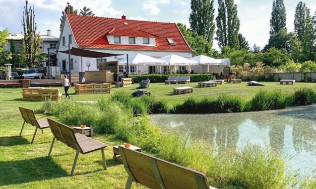 Genuss und Tradition in entspannter Parkidylle